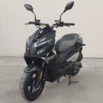 Znen R9 EFI moposkootteri 50 cc Musta