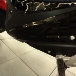 SuperMoto Etu ala muovi vasen – asennettuna
